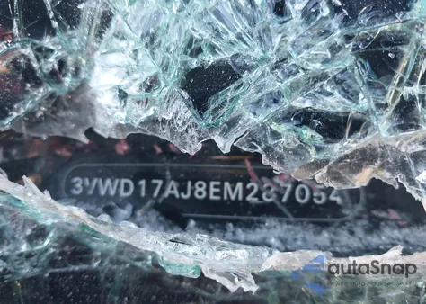 2014 Volkswagen Jetta Se z USA, uszkodzony, nr VIN 3VWD17AJ8EM287054